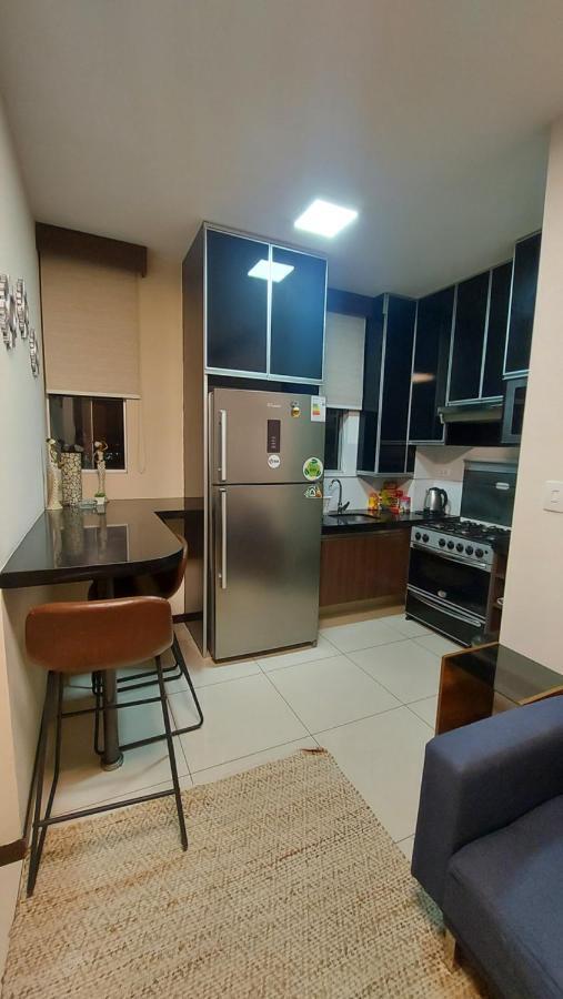 Hermoso Y Unico Apartamento Moderno, En Pleno Centro De Santa Cruz, Con Netflix Wi-Fi De 60 Mb, Estacionamiento Gratis Y Ac En Todos Los Ambientes Santa Cruz de La Sierra Extérieur photo