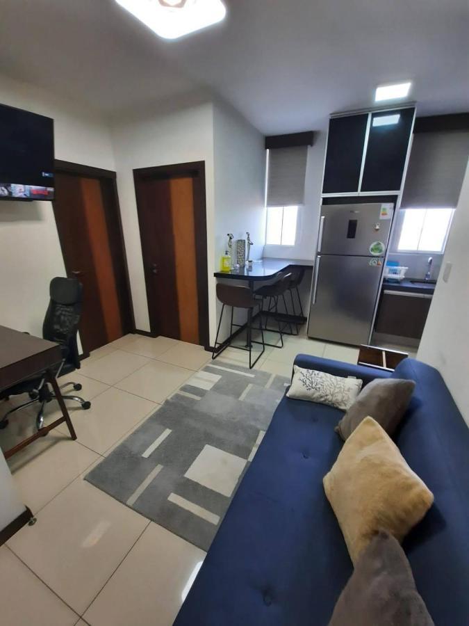 Hermoso Y Unico Apartamento Moderno, En Pleno Centro De Santa Cruz, Con Netflix Wi-Fi De 60 Mb, Estacionamiento Gratis Y Ac En Todos Los Ambientes Santa Cruz de La Sierra Extérieur photo
