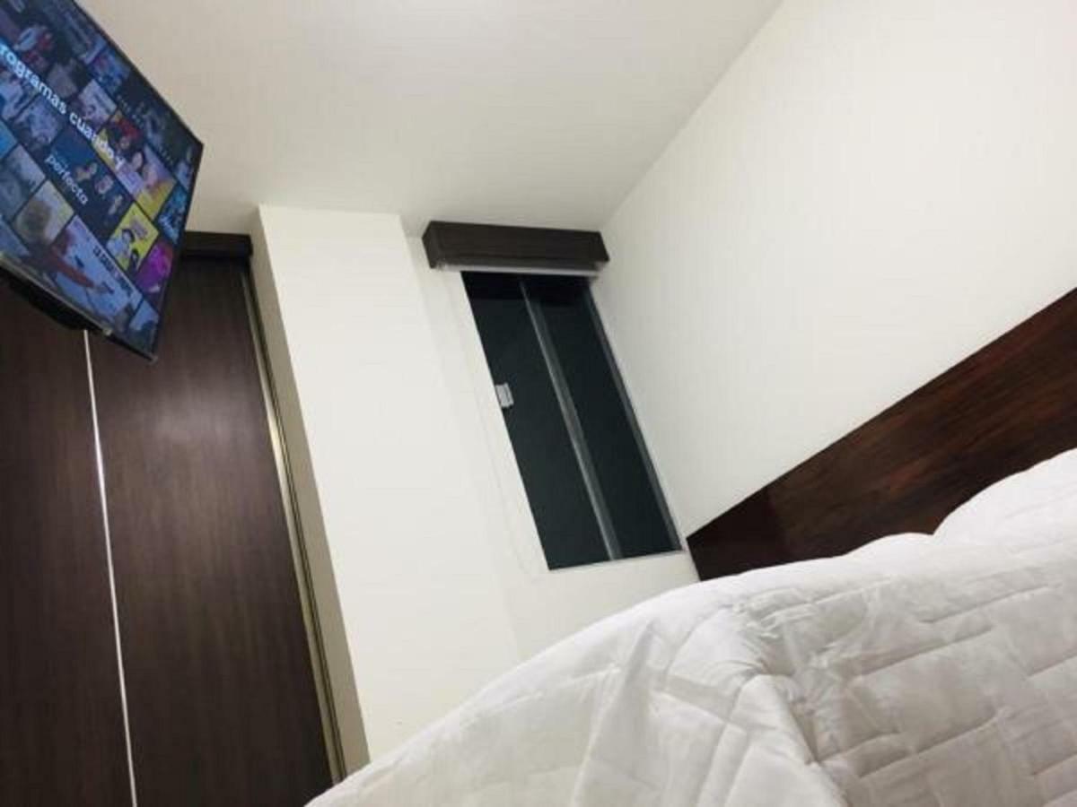 Hermoso Y Unico Apartamento Moderno, En Pleno Centro De Santa Cruz, Con Netflix Wi-Fi De 60 Mb, Estacionamiento Gratis Y Ac En Todos Los Ambientes Santa Cruz de La Sierra Extérieur photo