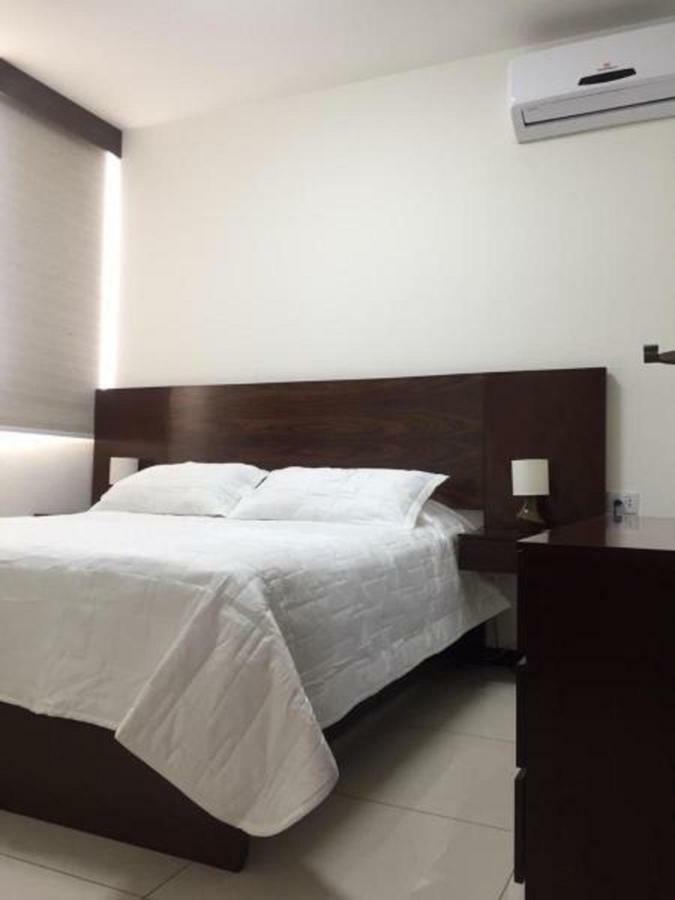 Hermoso Y Unico Apartamento Moderno, En Pleno Centro De Santa Cruz, Con Netflix Wi-Fi De 60 Mb, Estacionamiento Gratis Y Ac En Todos Los Ambientes Santa Cruz de La Sierra Extérieur photo